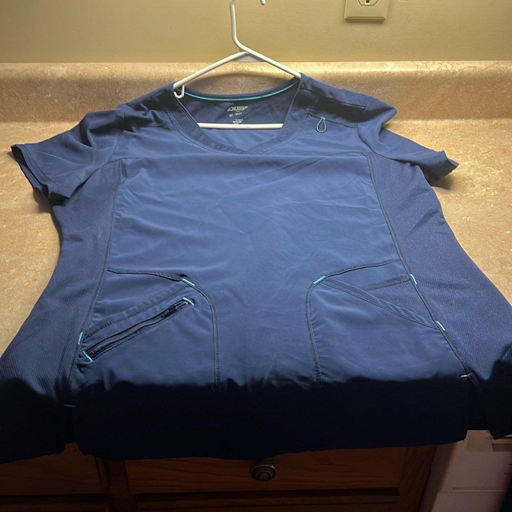 Scrubstar top and bottom set. Size XL.